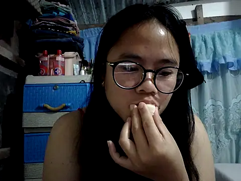 xxdreamgirl69 online show from 03/16/26, 10:03