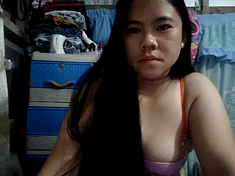 xxdreamgirl69 online show from 04/08/26, 10:10