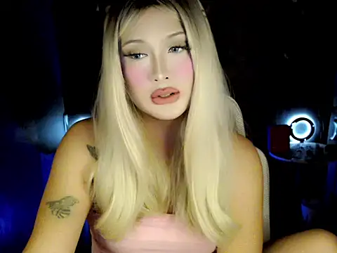Snapshot of urfuckingdoll69 chatting on 07/17/26, 02:02 urfuckingdoll69 online show from 07/17/26, 02:02