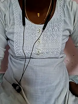 Tamil Laksh online show from 12/18/25, 05:57