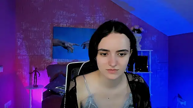 Snapshot of KateWillows chatting on 03/16/26, 04:40 KateWillows online show from 03/16/26, 04:40