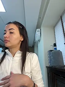 Snapshot of cordeliawow chatting on 03/17/26, 05:00 cordeliawow online show from 03/17/26, 05:00