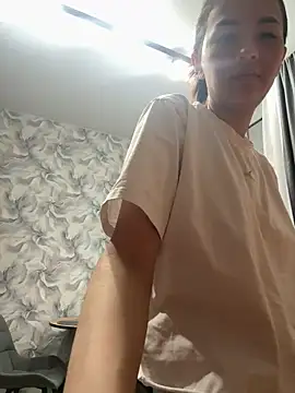 Snapshot of cordeliawow chatting on 03/24/26, 04:28 cordeliawow online show from 03/24/26, 04:28