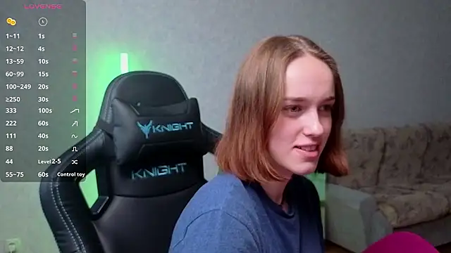 Snapshot of evalusion chatting on 03/26/26, 02:11 evalusion online show from 03/26/26, 02:11