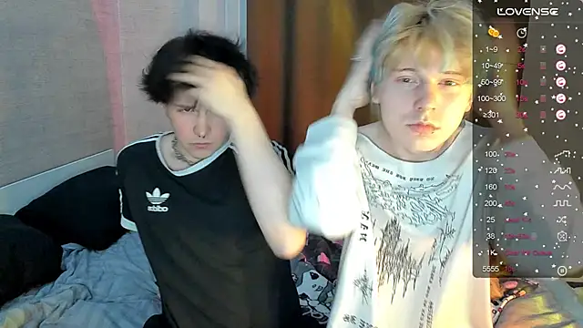 miya meow miku online show from 12/13/25, 08:04