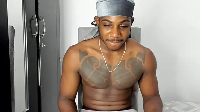 Snapshot of Darktemp_ chatting on 03/19/26, 01:53 Darktemp online show from 03/19/26, 01:53