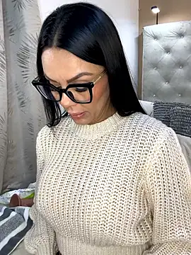 SofhiaTaylor online show from 01/10/26, 12:56