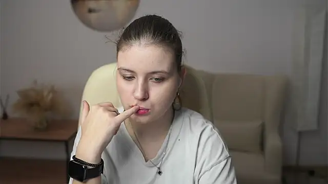 NovellaArjune online show from 12/04/25, 01:53