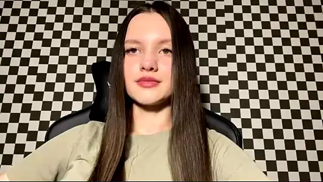 ConchitaMaestas online show from 12/16/25, 05:51