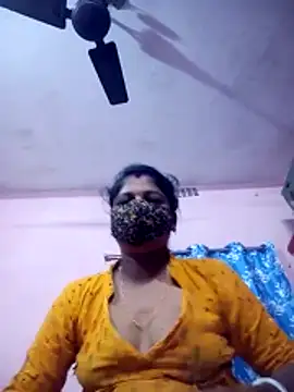 Snapshot of Sweet_rasmalai_khao chatting on 12/14/25, 10:47 Sweet rasmalai khao online show from 12/14/25, 10:47