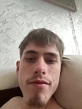 Snapshot of FreeRich chatting on 02/05/26, 05:34 FreeRich online show from 02/05/26, 05:34