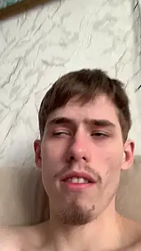 Snapshot of FreeRich chatting on 02/15/26, 04:09 FreeRich online show from 02/15/26, 04:09