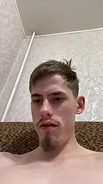 Snapshot of FreeRich chatting on 03/22/26, 11:24 FreeRich online show from 03/22/26, 11:24