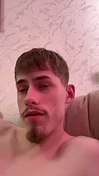 Snapshot of FreeRich chatting on 04/01/26, 03:18 FreeRich online show from 04/01/26, 03:18