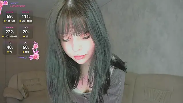 Snapshot of JaneMolane chatting on 03/23/26, 02:32 JaneMolane online show from 03/23/26, 02:32