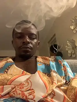alianttey  online show from 06/17/26, 06:53