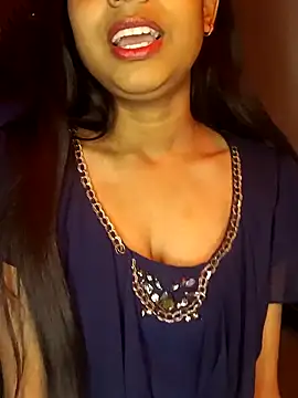 Snapshot of RESHMA01 chatting on 11/30/25, 07:51 RESHMA01 online show from 11/30/25, 07:51