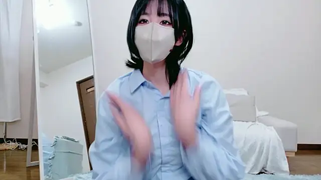 Emiri-jpn online show from 02/19/26, 10:33