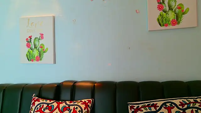 sofiia smith  online show from 01/16/26, 06:45