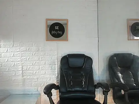 Brianna Cute online show from 12/01/25, 12:54