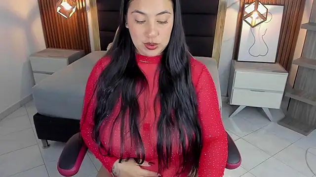 Snapshot of VIOLETTA_ROSS1 chatting on 12/01/25, 01:16 VIOLETTA ROSS1 online show from 12/01/25, 01:16