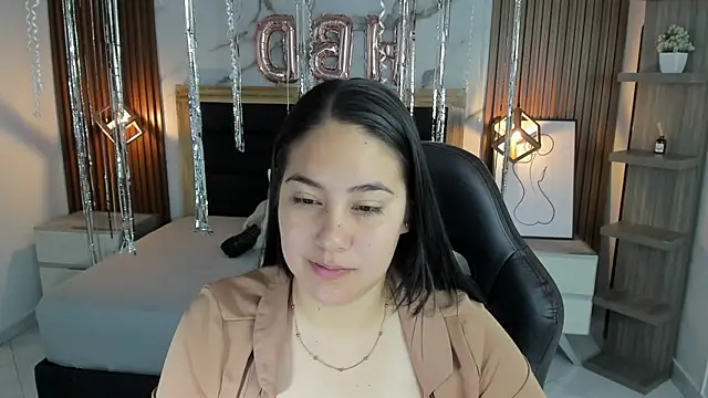 VIOLETTA ROSS1 online show from 01/10/26, 12:29