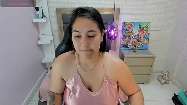 VIOLETTA ROSS1 online show from 01/15/26, 02:49