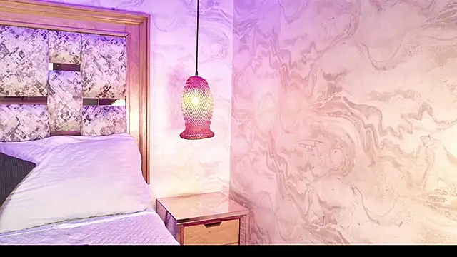 Snapshot of emily_dempsey chatting on 03/27/26, 07:02 emily dempsey online show from 03/27/26, 07:02