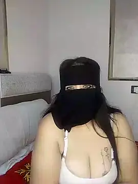 Snapshot of lolotheone chatting on 02/02/26, 01:15 lolotheone online show from 02/02/26, 01:15