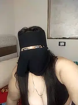 Snapshot of lolotheone chatting on 02/04/26, 12:27 lolotheone online show from 02/04/26, 12:27