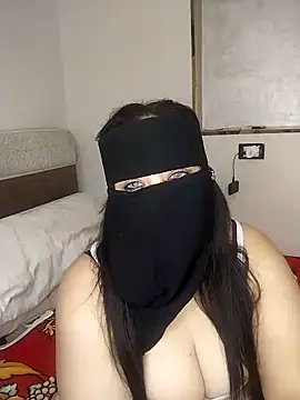 Snapshot of lolotheone chatting on 02/08/26, 01:42 lolotheone online show from 02/08/26, 01:42