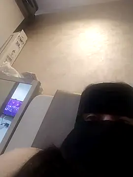 Snapshot of lolotheone chatting on 04/08/26, 07:58 lolotheone online show from 04/08/26, 07:58