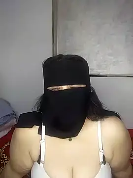 Snapshot of lolotheone chatting on 04/11/26, 01:43 lolotheone online show from 04/11/26, 01:43