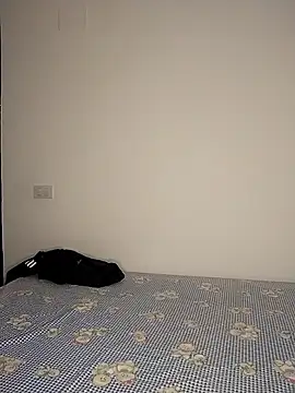 Snapshot of lolotheone chatting on 04/23/26, 01:46 lolotheone online show from 04/23/26, 01:46