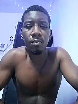 Snapshot of GustavoKing chatting on 12/18/25, 08:53 GustavoKing online show from 12/18/25, 08:53