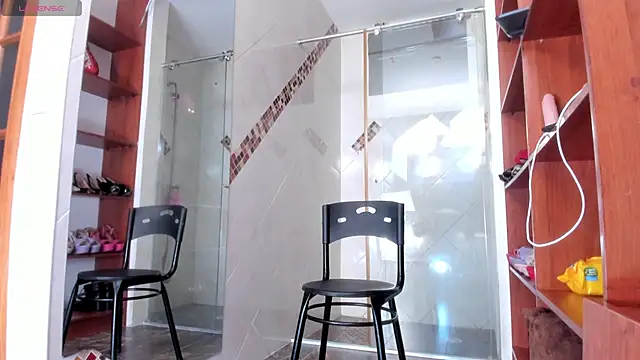 Snapshot of AnitaDuque chatting on 03/14/26, 03:12 AnitaDuque online show from 03/14/26, 03:12