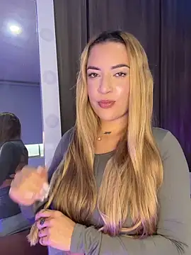 Snapshot of AlyonaWester_ chatting on 03/03/26, 09:42 AlyonaWester online show from 03/03/26, 09:42