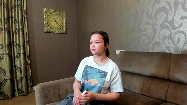 Snapshot of DanyelVirgil chatting on 12/15/25, 12:09 DanyelVirgil online show from 12/15/25, 12:09