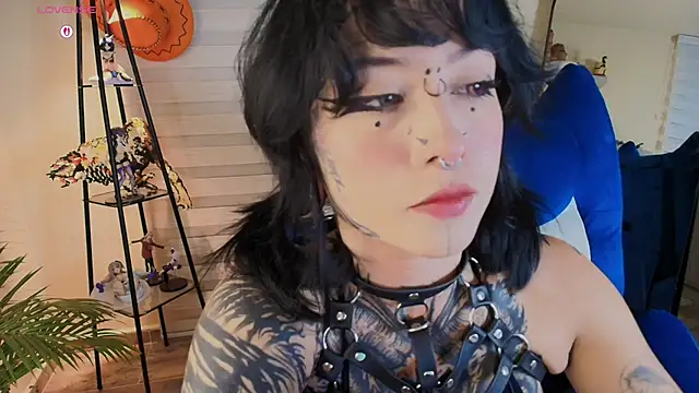Snapshot of AryRousse chatting on 03/28/26, 03:06 AryRousse online show from 03/28/26, 03:06