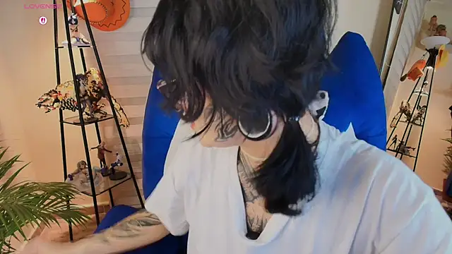 Snapshot of AryRousse chatting on 03/31/26, 03:30 AryRousse online show from 03/31/26, 03:30
