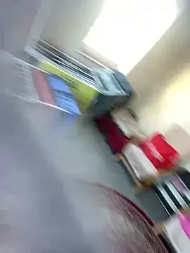 Snapshot of Junior3city chatting on 04/21/26, 06:41 Junior3city online show from 04/21/26, 06:41