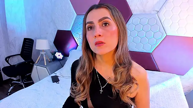 AriaRous online show from 01/14/26, 03:50