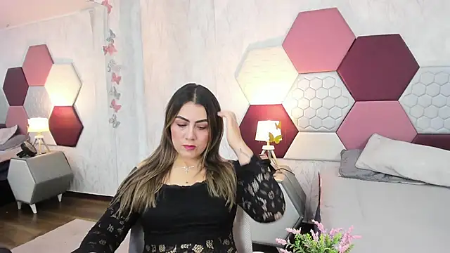 AriaRous online show from 05/30/26, 04:26