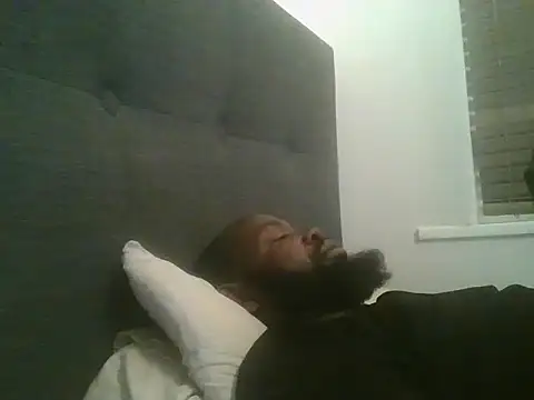 Snapshot of smartfuck777 chatting on 12/17/25, 03:23 smartfuck777 online show from 12/17/25, 03:23