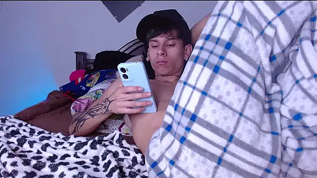 Snapshot of Jake_beach_ chatting on 03/10/26, 07:13 Jake beach online show from 03/10/26, 07:13