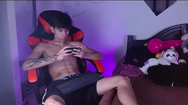 Snapshot of Jake_beach_ chatting on 03/10/26, 07:19 Jake beach online show from 03/10/26, 07:19