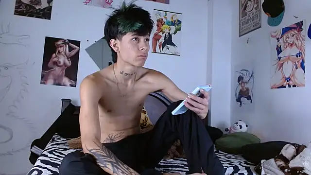 Snapshot of Jake_beach_ chatting on 03/25/26, 01:39 Jake beach online show from 03/25/26, 01:39