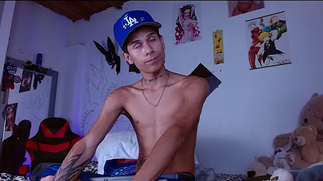 Snapshot of Jake_beach_ chatting on 04/18/26, 07:58 Jake beach online show from 04/18/26, 07:58