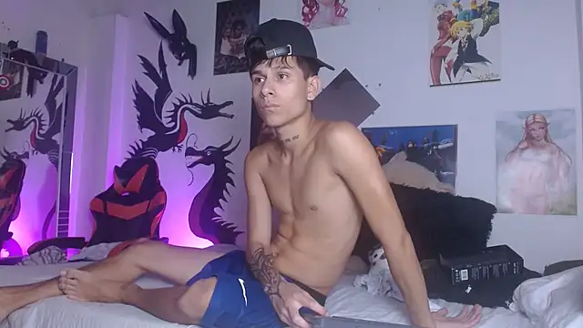 Snapshot of Jake_beach_ chatting on 05/15/26, 12:06 Jake beach online show from 05/15/26, 12:06
