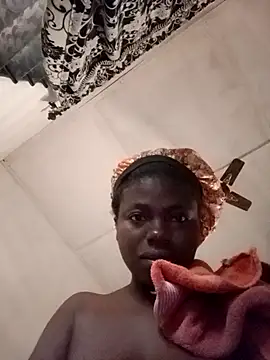 Snapshot of Ghlady1645 chatting on 12/16/25, 11:59 Ghlady1645 online show from 12/16/25, 11:59